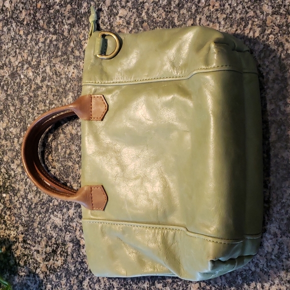 C.A.S. Leather Bag - Picture 5 of 16